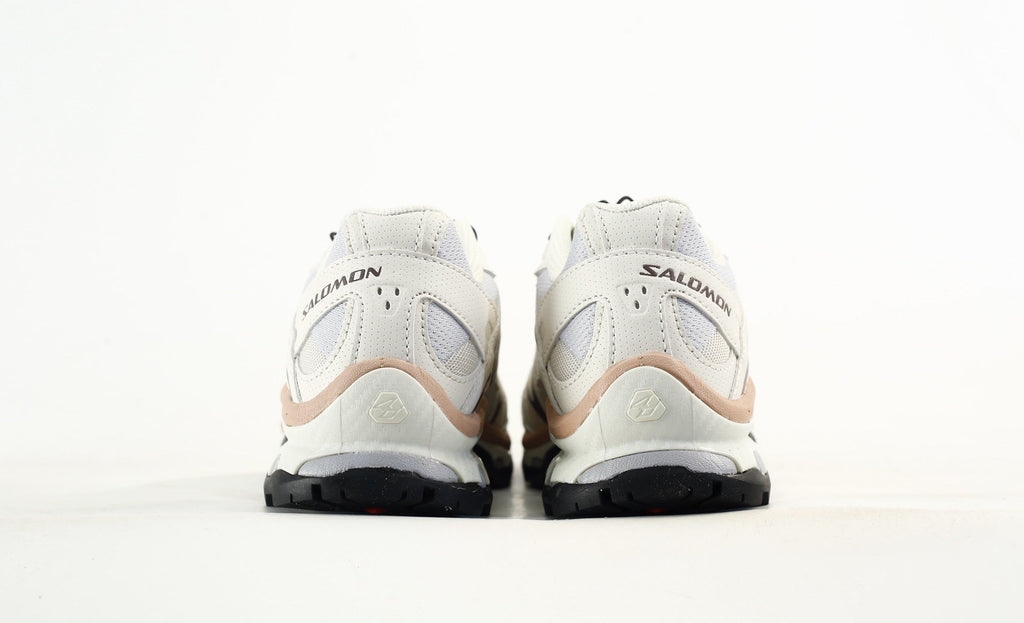 Salomon XT-Quest Trail Running & Hiking Shoes，“Vanilla Ice/Black/Bistro Green”