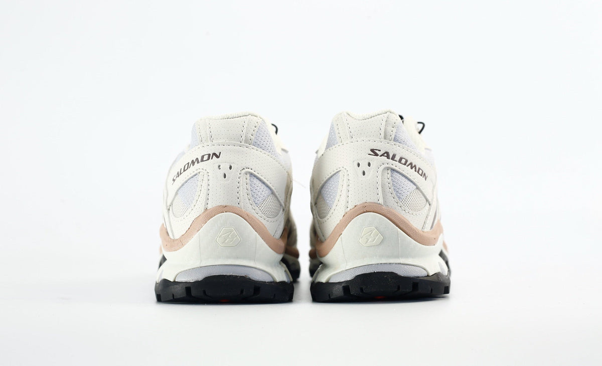 Salomon XT Quest Outdoor Hiking Shoes "White & Brown"- outdoor hiking shoes/Women's Shoe Sale / Men's Shoe Sale